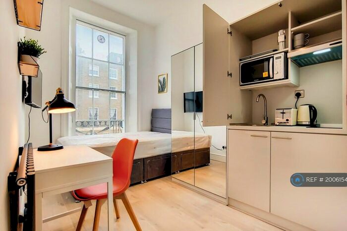 Studio To Rent In Gloucester Place, London, NW1