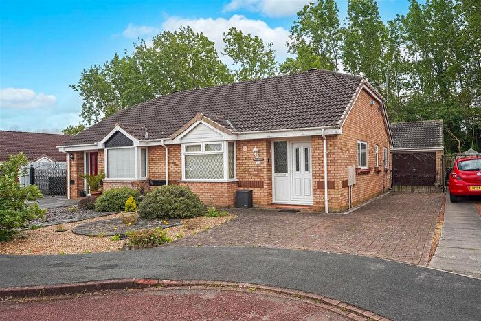 2 Bedroom Semi Detached Bungalow For Sale In Colorado Grove, Darlington, DL1