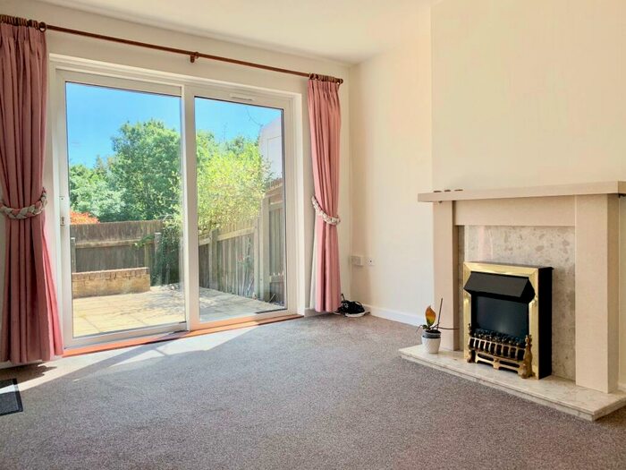 2 Bedroom Terraced House To Rent In Bewick Drive, Bakersfield, NG3