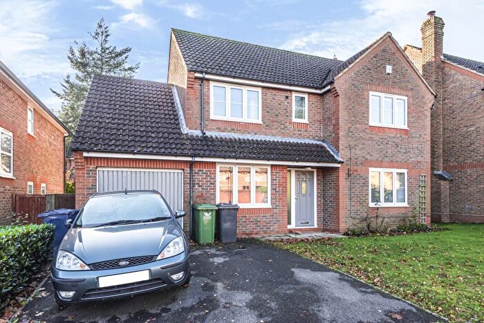 4 Bedroom Detached House To Rent In Lyndon Gardens, High Wycombe, HP13