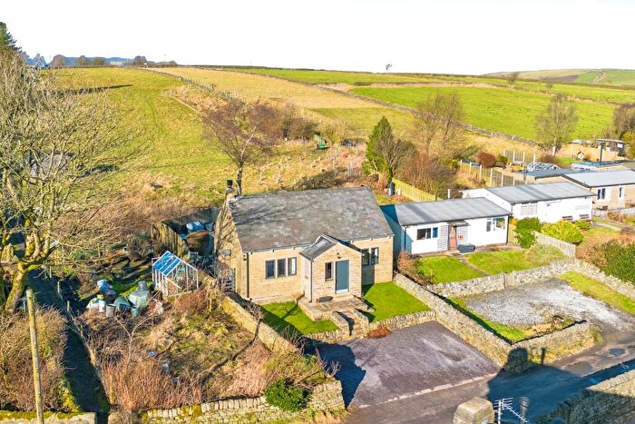 3 Bedroom Detached House For Sale In Townfield Lane, Heptonstall, Hebden Bridge, West Yorkshire, HX7