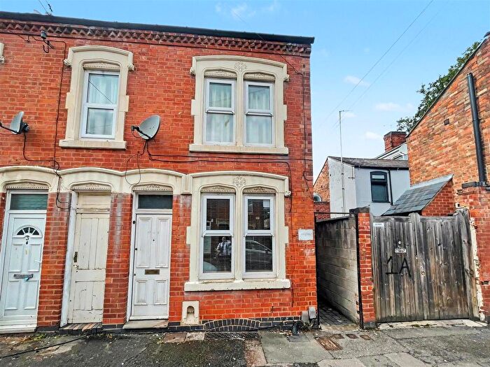 2 Bedroom Terraced House For Sale In Ridley Street, Leicester, LE3