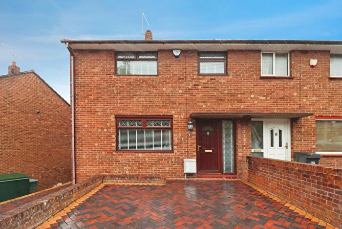 3 Bedroom Semi Detached House For Sale In Holmes Hill Road, Bristol, Somerset, BS5
