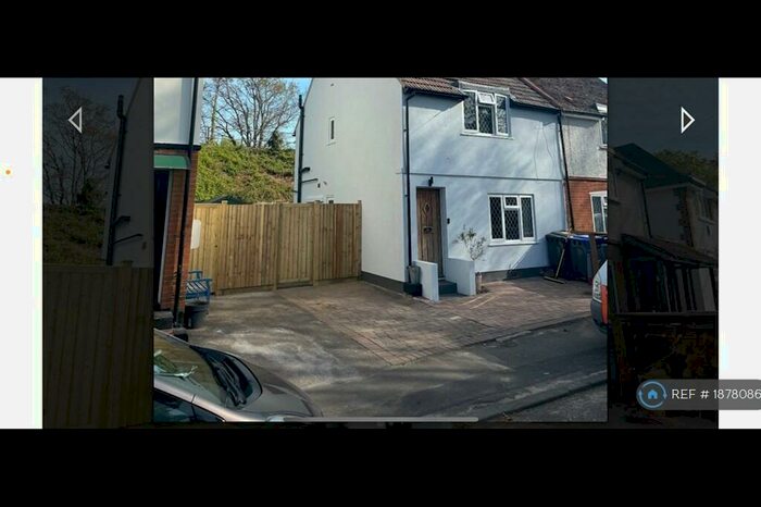 2 Bedroom Semi-Detached House To Rent In Lower Green Road, Surrey, KT10