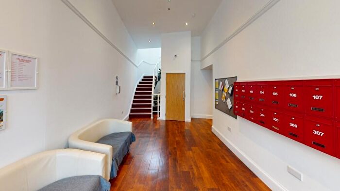 1 Bedroom Semi-Detached House To Rent In Upper Parliament Street, Nottingham, NG1
