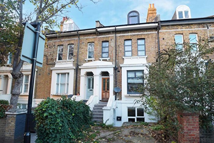 4 Bedroom Flat For Sale In Cressingham Road, Lewisham, London, SE13