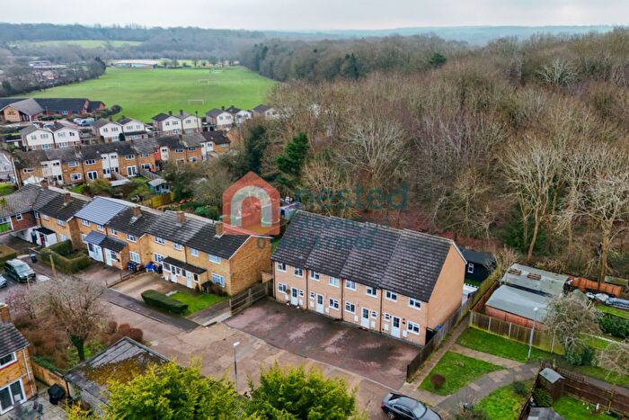 2 Bedroom Terraced House For Sale In Breakspear, Stevenage, SG2