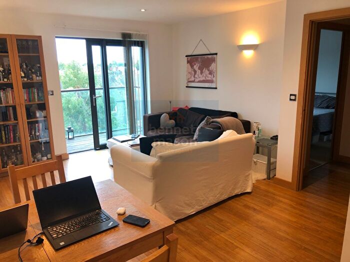 1 Bedroom Flat To Rent In Flat, Terrace Apartments, Drayton Park, London, N5