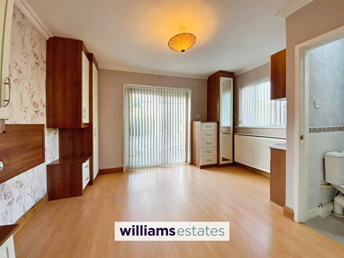 3 Bedroom Terraced House For Sale In Wynne Close, Rhuddlan, Rhyl, LL18