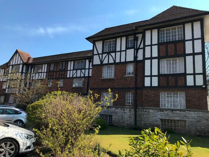 1 Bedroom Flat To Rent In Millbrook Road East, Southampton, SO15