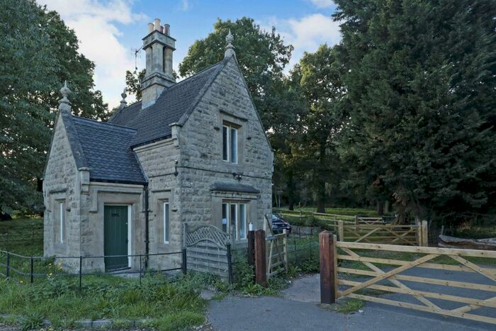 2 Bedroom Character Property For Sale In Netherfield Lane, Meden Vale, Mansfield, NG20