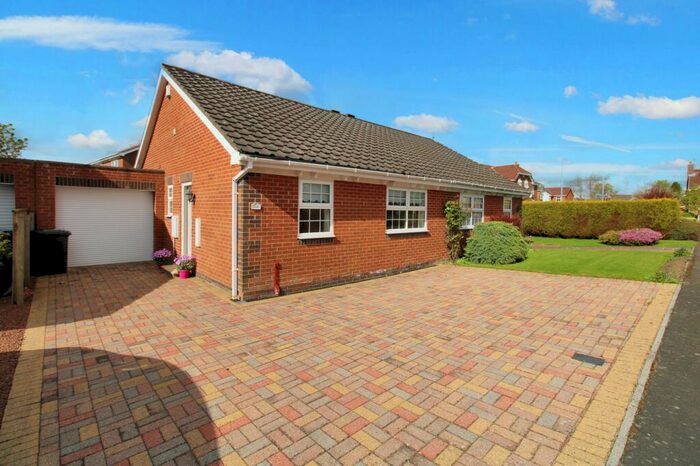 2 Bedroom Bungalow To Rent In Paddock Hill, Ponteland, Newcastle Upon Tyne, Northumberland, NE20