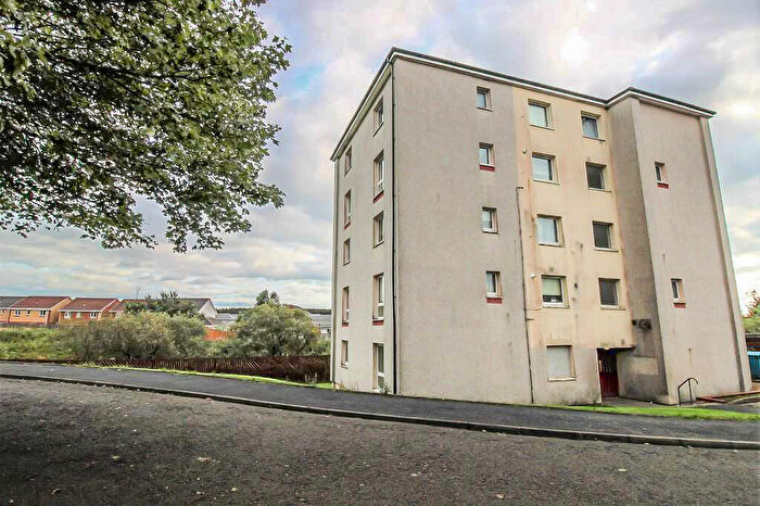 2 Bedroom Maisonette To Rent In Louburn, Blackridge, EH48