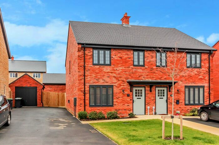 3 Bedroom Semi-Detached House To Rent In Hollowell Street, Wollaston, Wellingborough, NN29