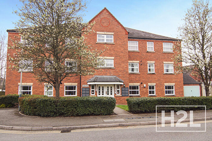 2 Bedroom Flat To Rent In Clarkson Close, Nuneaton, CV11