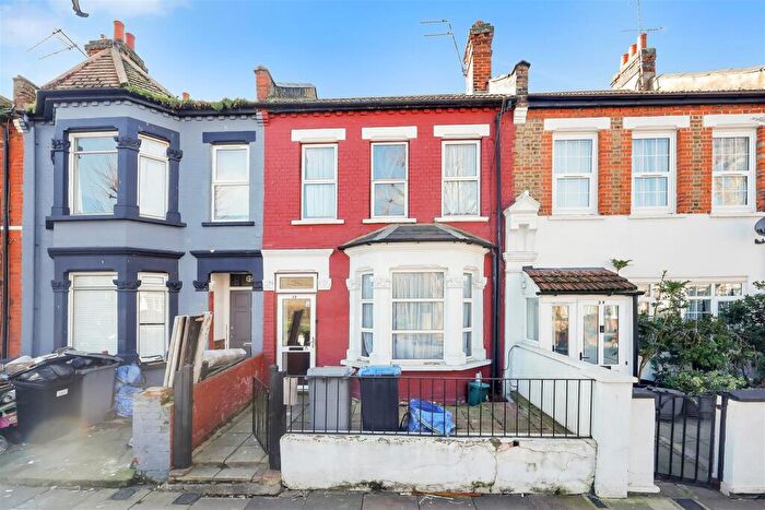 4 Bedroom Terraced House For Sale In Roundwood Road, London, NW10