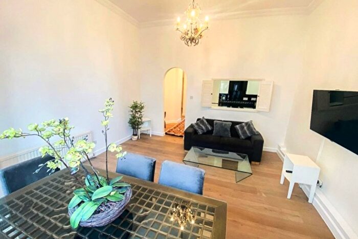 2 Bedroom Flat To Rent In Longridge Road, London, SW5