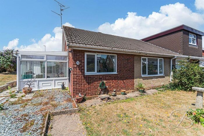 2 Bedroom Semi-Detached Bungalow For Sale In Holmwood Road, Rainworth, Mansfield, NG21