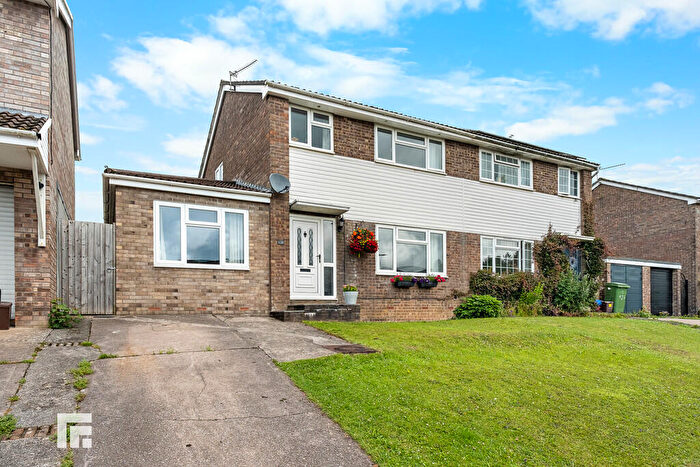 3 Bedroom Semi-Detached House For Sale In Parc Y Fro, Creigiau, Cardiff, CF15