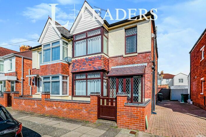 3 Bedroom Semi-Detached House To Rent In Inhurst Road, Portsmouth, PO2