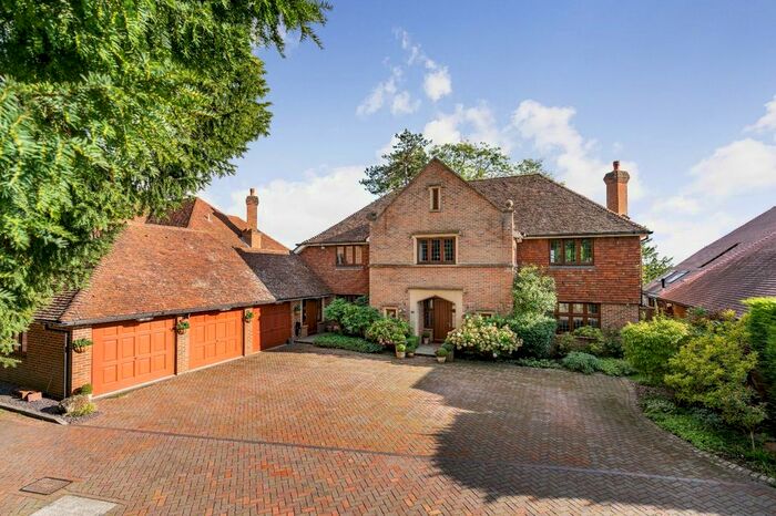 5 Bedroom Detached House For Sale In Compton Heights, Guildford, Surrey, GU3