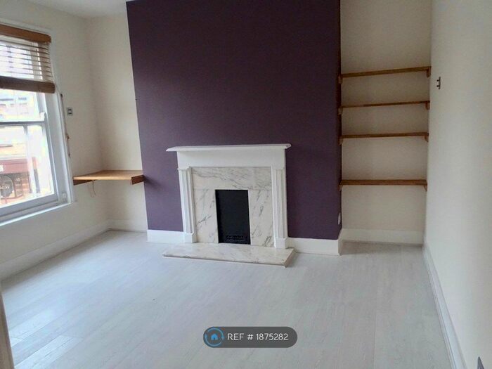 1 Bedroom Flat To Rent In Nevill Terrace, Tunbridge Wells, TN2