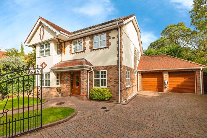 5 Bedroom Detached House For Sale In The Drive, Greatham, Hartlepool, TS25