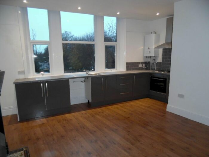 2 Bedroom Flat To Rent In Warbreck Moor, Liverpool, L9