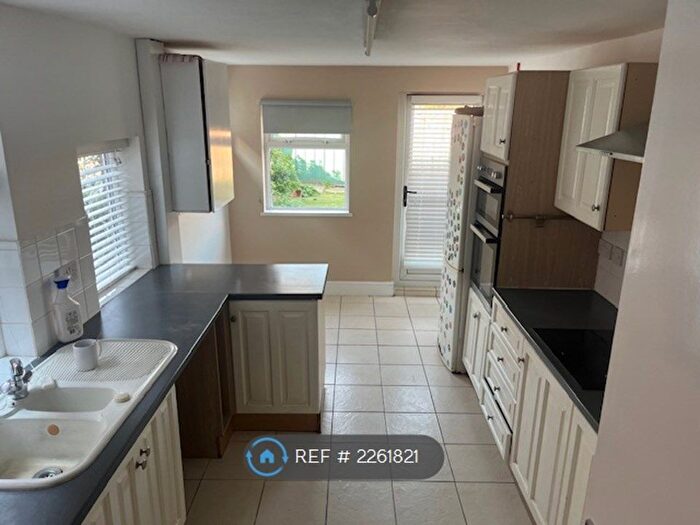 4 Bedroom Terraced House To Rent In Ryde Street, Hull, HU5