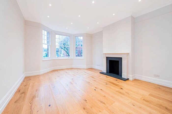 3 Bedroom Flat To Rent In Riverview Gardens, Barnes, London, SW13