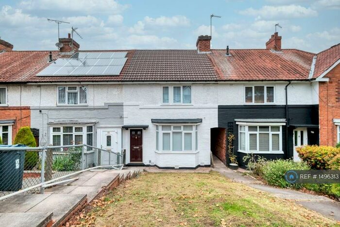 3 Bedroom Terraced House To Rent In Cheverton Road, Birmingham, B31