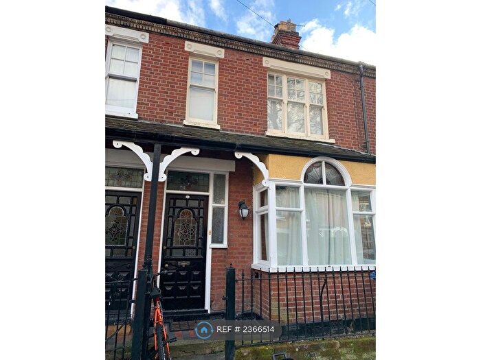 3 Bedroom Terraced House To Rent In Wood Street, Norwich, NR1