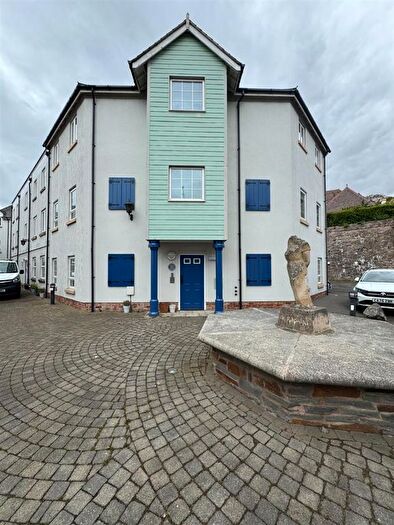 2 Bedroom Flat To Rent In Eastcliff, Portishead, Bristol, BS20