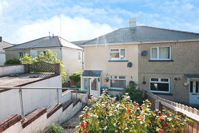 2 Bedroom Semi-Detached House For Sale In Maeshafod, Blaina, Abertillery, NP13
