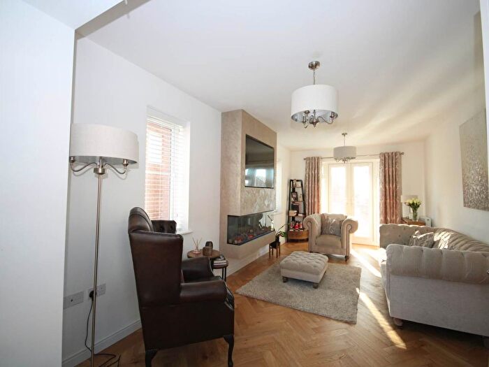 4 Bedroom Detached House For Sale In Rhodfa Sirhywi, Gellihaf, Blackwood, NP12