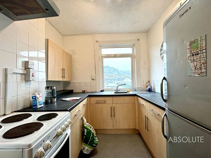 1 Bedroom Flat To Rent In Union Street, Newton Abbot, TQ12