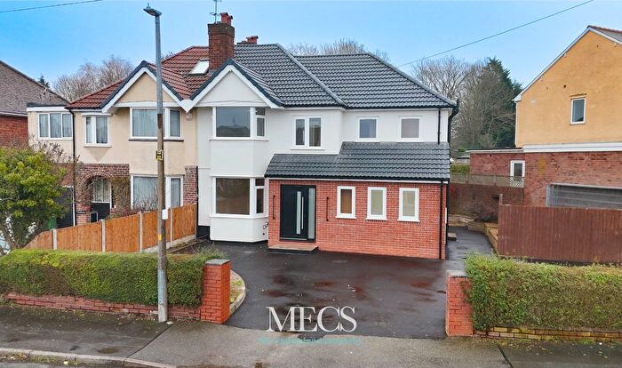 5 Bedroom Semi Detached House For Sale In Greenhill Road, Halesowen, West Midlands, B62