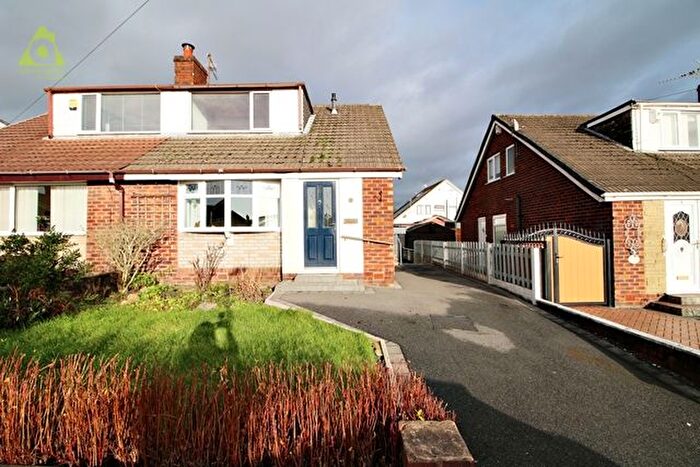 3 Bedroom Semi Detached House For Sale In West Grove, Westhoughton, BL5