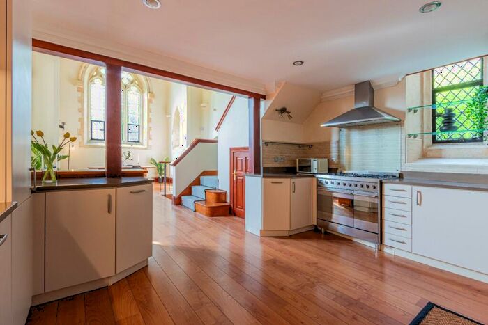 2 Bedroom Apartment To Rent In Cefn Mably Park, Michaelston-Y-Fedw, CF3