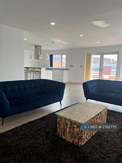 3 Bedroom Flat To Rent In Bull Street, Lancashire, BB11