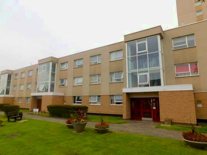 3 Bedroom Flat To Rent In Davys House, Centre, Peterborough PE1