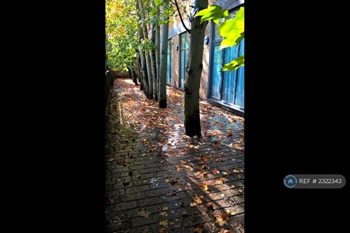 1 Bedroom Flat To Rent In Dermody Road, Hithergreen, SE13