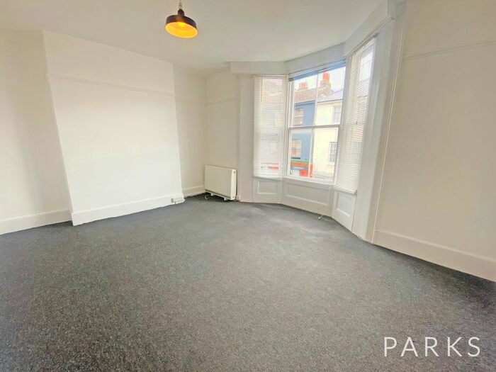 1 Bedroom Flat To Rent In St Georges Road, Brighton, East Sussex, BN2
