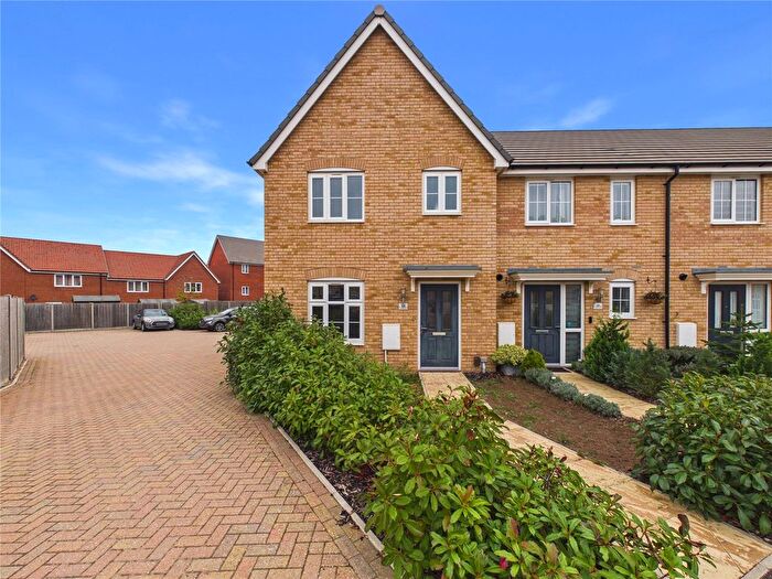 3 Bedroom End Terrace House For Sale In Vale View Road, Sproughton, Ipswich, Suffolk, IP8