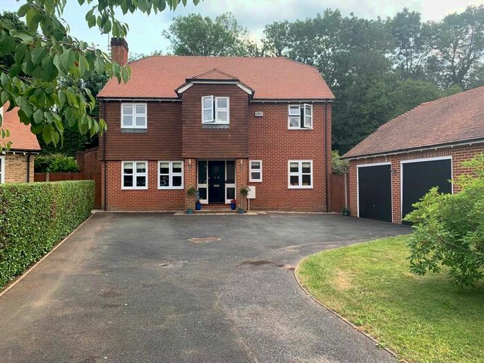 5 Bedroom Detached House For Sale In Well Close, Leigh, Tonbridge, Kent, TN11