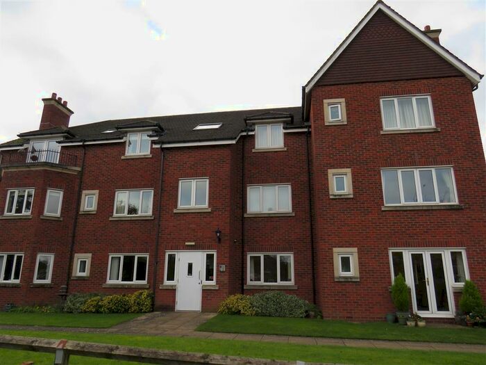 2 Bedroom Apartment To Rent In Ash Court, Kenilworth Road, Balsall Common, CV7