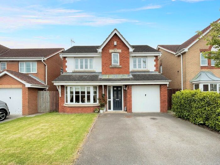4 Bedroom Detached House For Sale In Broadoaks, Murton, Seaham, SR7