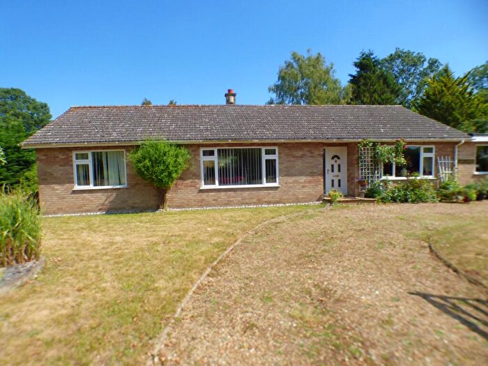 4 Bedroom Detached Bungalow For Sale In Aslacton Road, NR16
