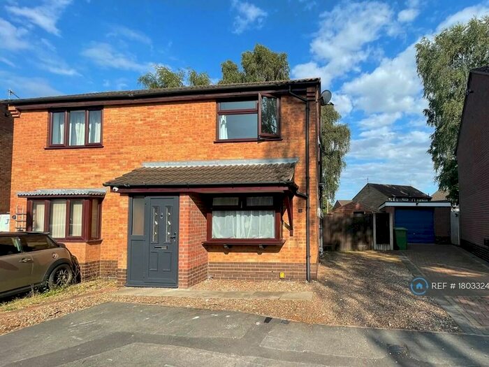 2 Bedroom Semi-Detached House To Rent In Kelstern Close, Lincoln, LN6