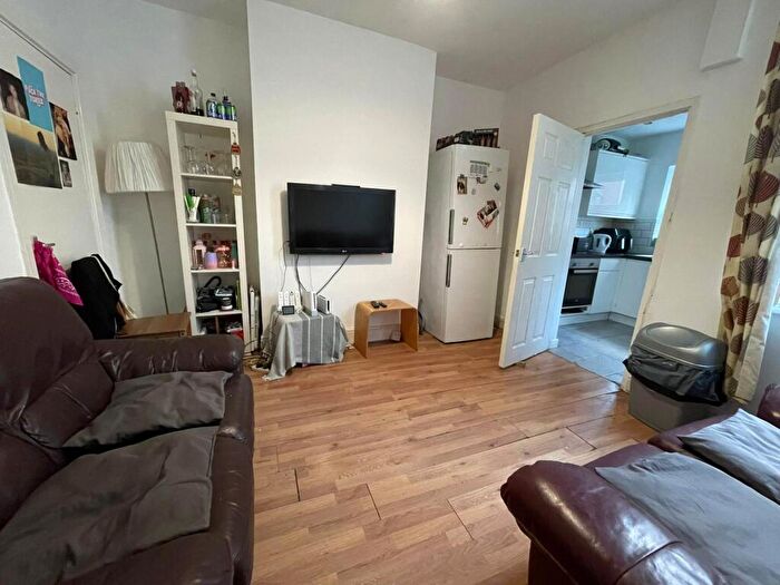 3 Bedroom House To Rent In Shoreham Street, Sheffield, S1